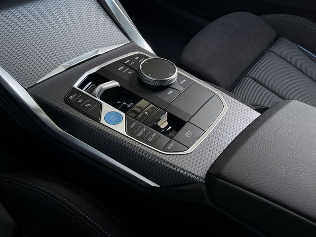 Foto Nummer 10: BMW i4