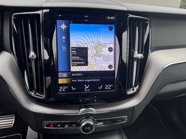 Volvo XC60 R Design