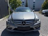 Mercedes-Benz E 250 CGI Coupe BlueEfficiency/AMG-LINE - Mercedes-Benz E 250: Coupe, Cgi