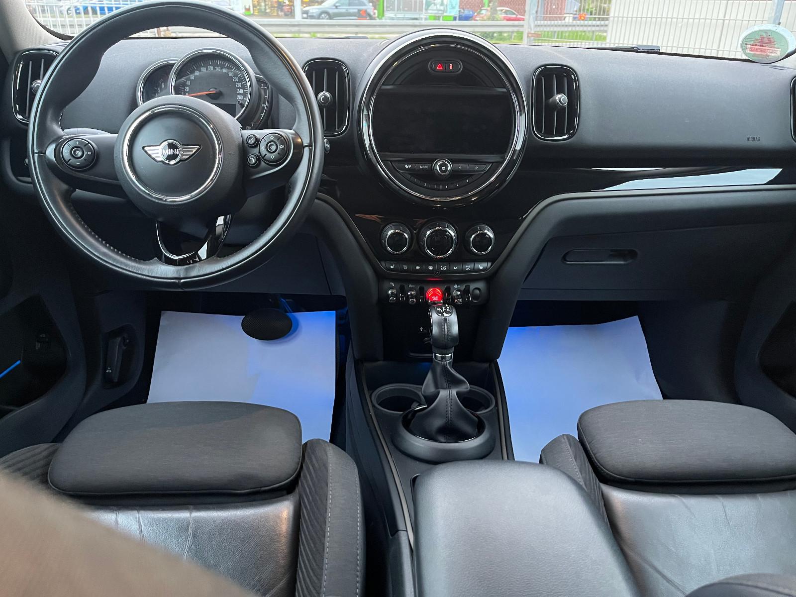 MINI COUNTRYMAN S Cooper,LED,Navi,Auto,Alu,Keyless g