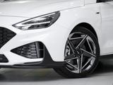 Hyundai i30 Facelift 1.5 T-GDI N-Line DCT Navi LED Kamer - Hyundai i30 Tageszulassungen mit Benzin-Antrieb