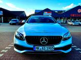 Mercedes-Benz MERSEDES E KLASSE 220 D  AVANTGARDE(1JAHRE... - Mercedes-Benz: Mersedes