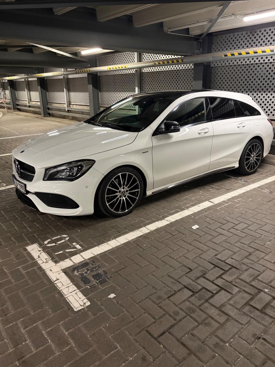 Mercedes-Benz CLA 220 Shooting Brake