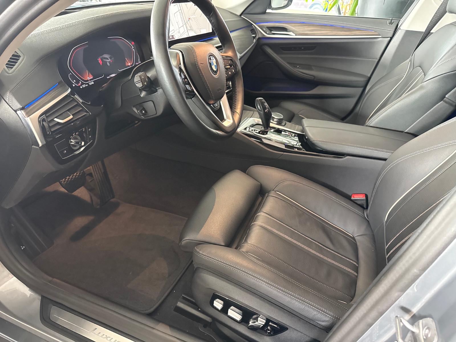 BMW 530 I Touring  Luxury Line LCI,Panoramadach,HUD,
