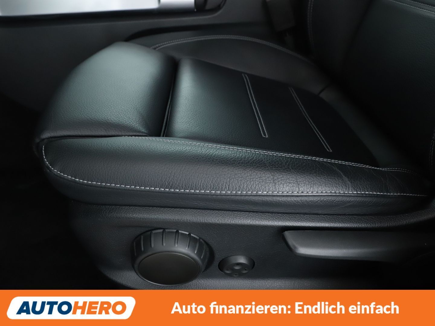 Mercedes-Benz GLB 250 Mild-Hybrid 4Matic AMG Line Aut. NAVI foto 25