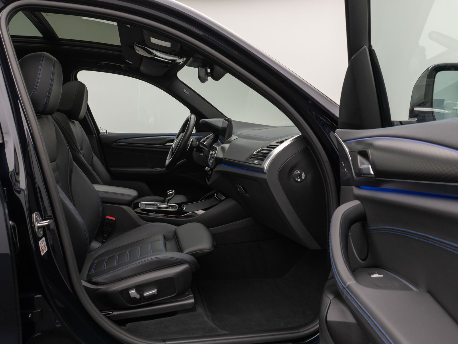 Fahrzeugabbildung BMW X3 xD30d M Sport Kamera Panorama DAB AHK 21Zoll
