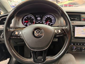 Volkswagen Golf - 5