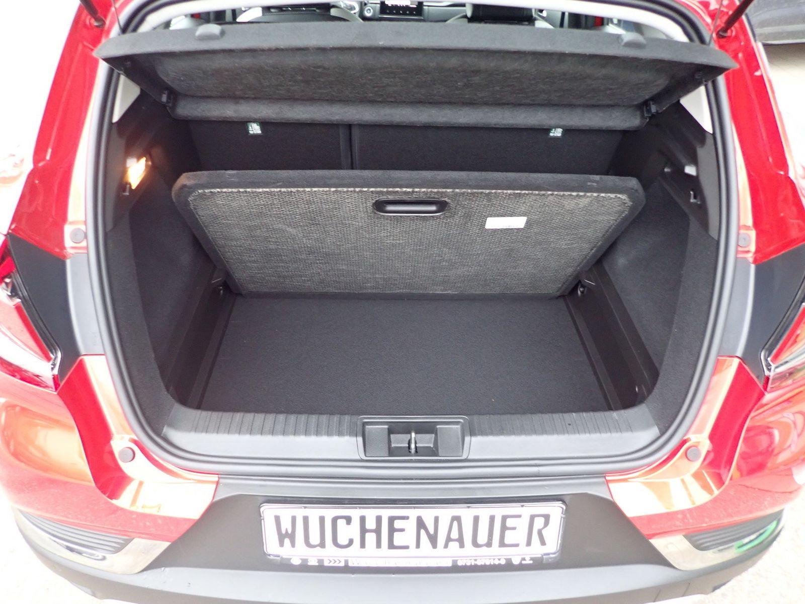 Fahrzeugabbildung Renault Captur Intens TCe 140 EDC