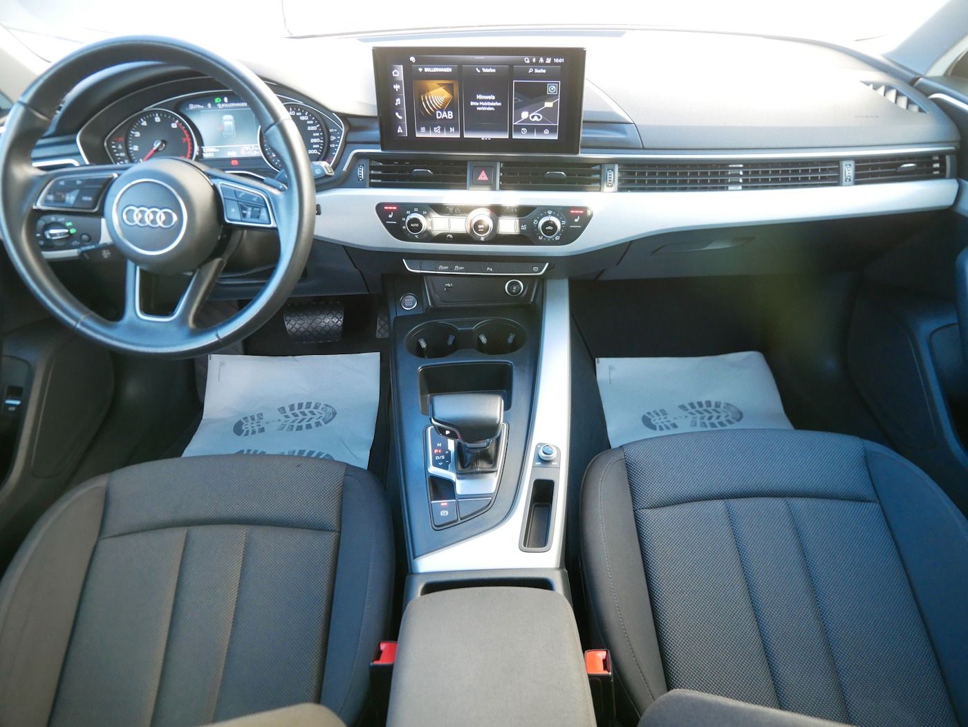 Fahrzeugabbildung Audi A4 2.0 TFSI Avant NAVI SHZ PDC Klimaautomatik LE