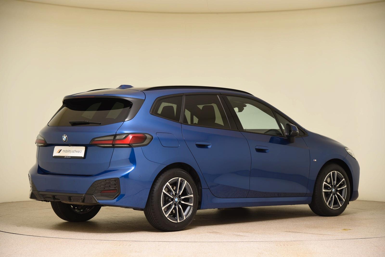 BMW 218d Active Tourer M Sport AHK DrivAssPro HeadUp