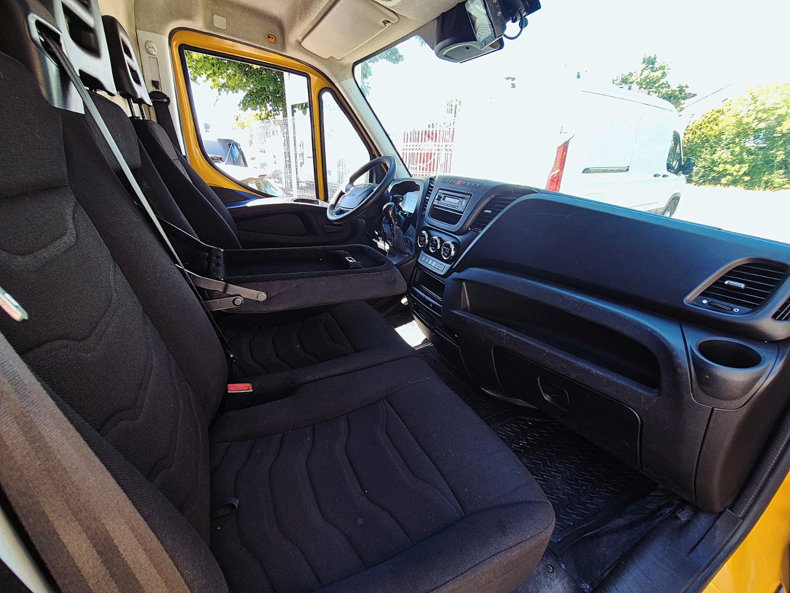 Iveco Daily Kasten Hoch+Lang Klima+AHK 3.5t+LED