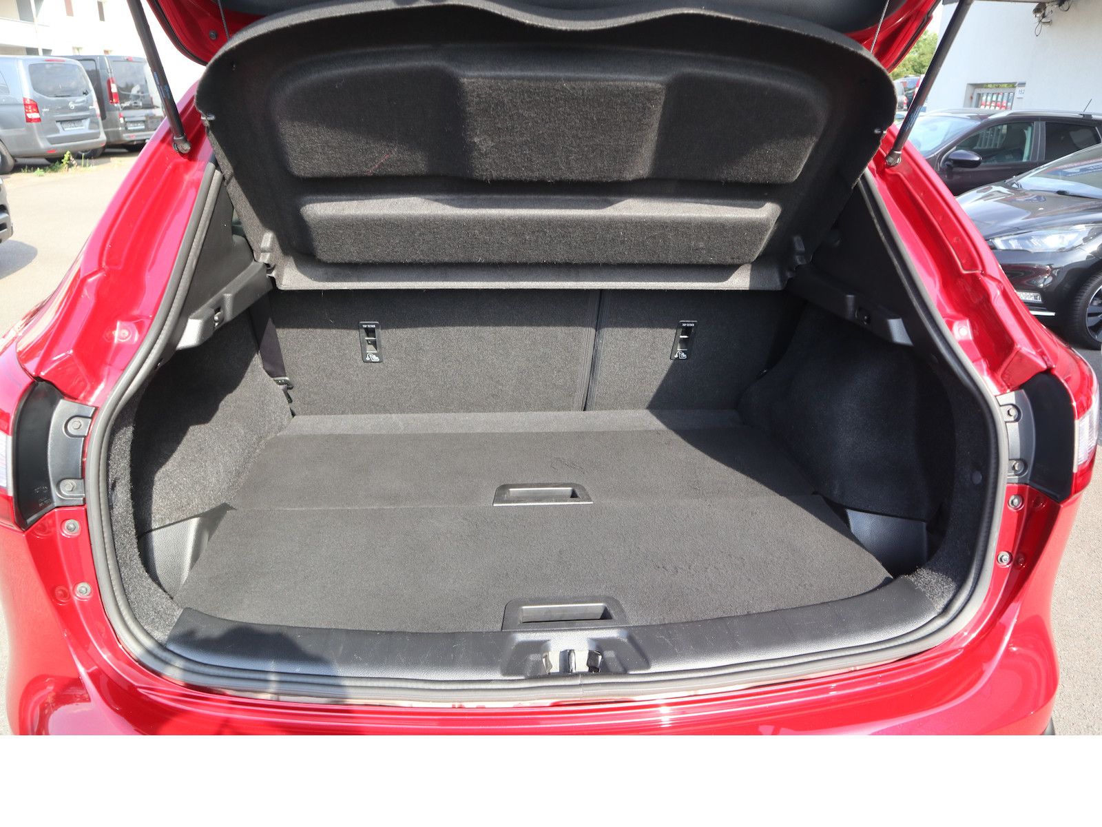 Fahrzeugabbildung Nissan Qashqai Tekna Navi Leder Scheckheftgepflegt