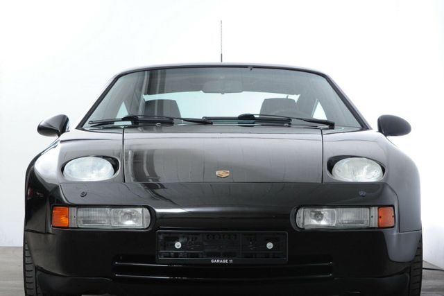 Porsche 928 GTS Automatik