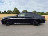 BMW 540d xDrive A - M Paket-Laser-Massage-Garantie - BMW 540 in Frankfurt (Main)