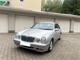 Mercedes-Benz Mercedes E200 Kompressor *Tüv* - gebrauchte Mercedes-Benz E 200 aus dem Jahr 2001