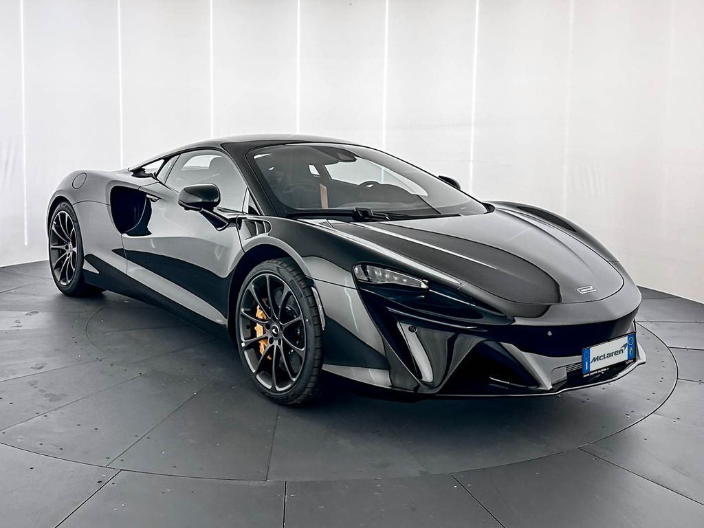 Image of McLaren Artura