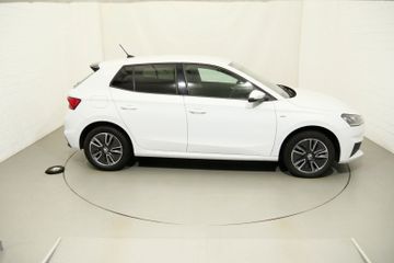 Skoda Fabia Tour 1,0 TSI NAVI AHZV SHZ Kamera