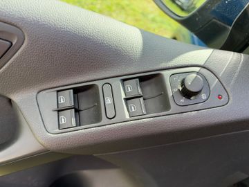 Volkswagen Tiguan - 10