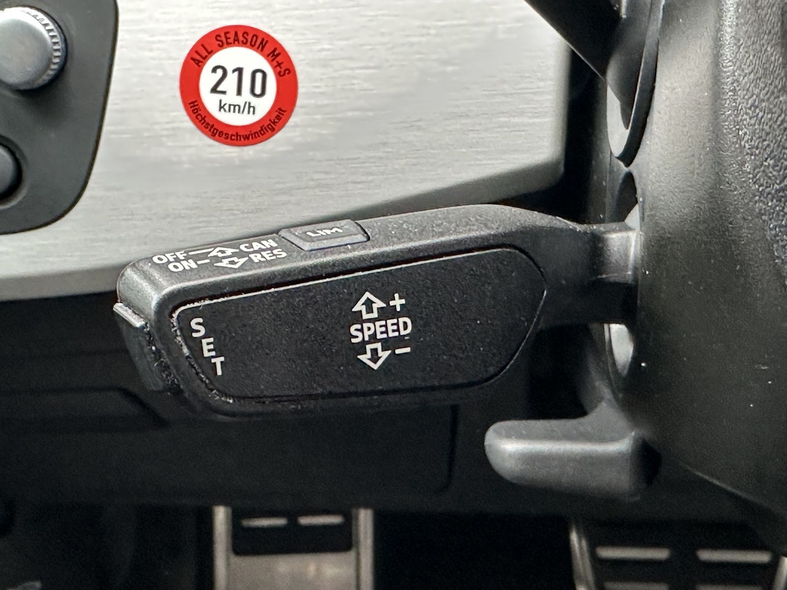 Fahrzeugabbildung Audi A5 SpB 40 TDI Qu S-Line NAV+LED+ACC+HEAD-UP+19ZO