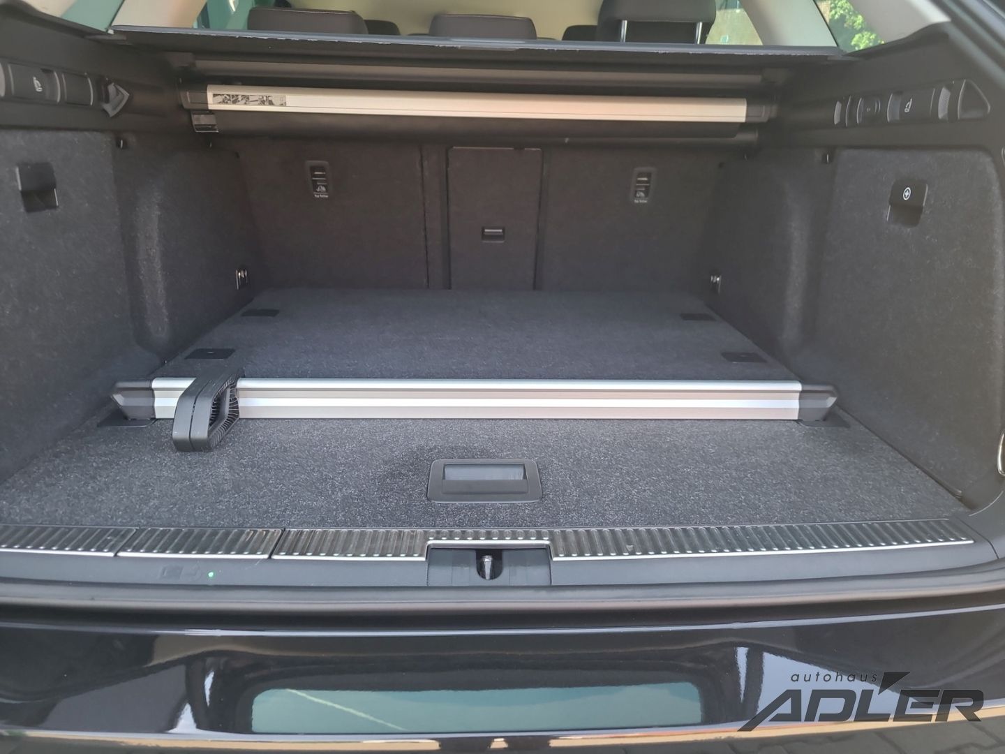 Skoda Superb Combi 2,0 TSI DSG Style AHZV Navi foto 14