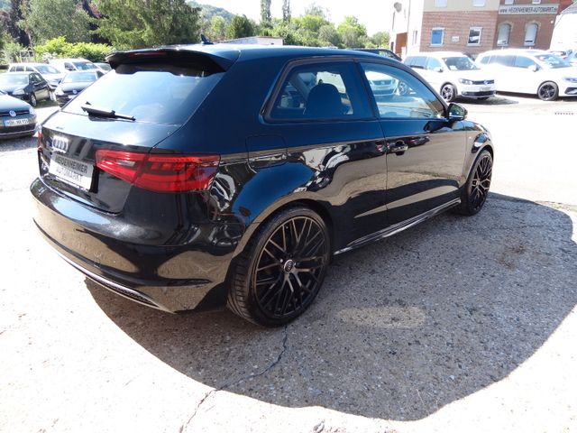 Fahrzeugabbildung Audi A3 ambition/S-Line/150PS/19-Zoll/B&O/PDC/SitzH/