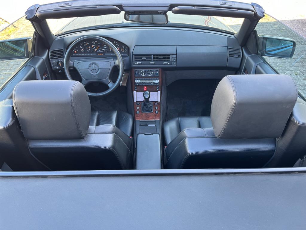 Mercedes-Benz SL 300