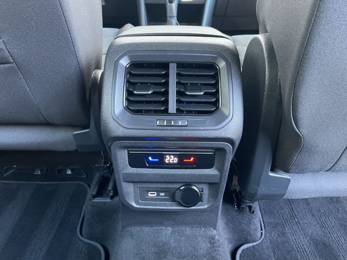 Tiguan Allspace 2.0 TDI DSG Elegance 4Motion HUD