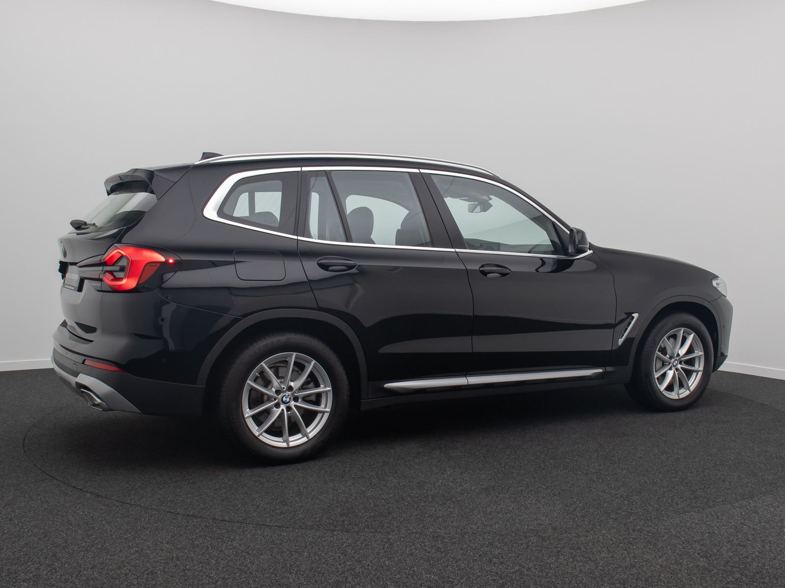 Fahrzeugabbildung BMW X3 xD30d Leder Memory DAB Kamera Sportsitz18Zoll