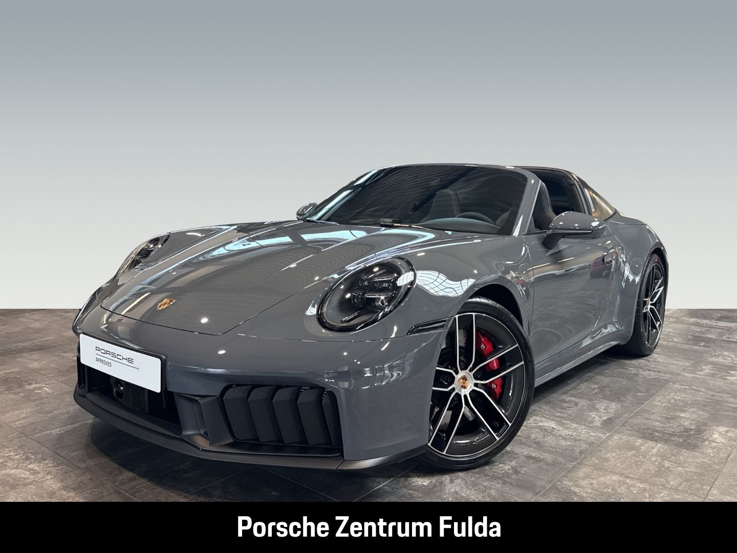 PORSCHE 992 911 Targa 4 GTS Sportabgas HA-Lenkung BOSE