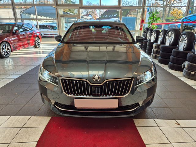 Skoda Superb Combi Style LED Navi ACC