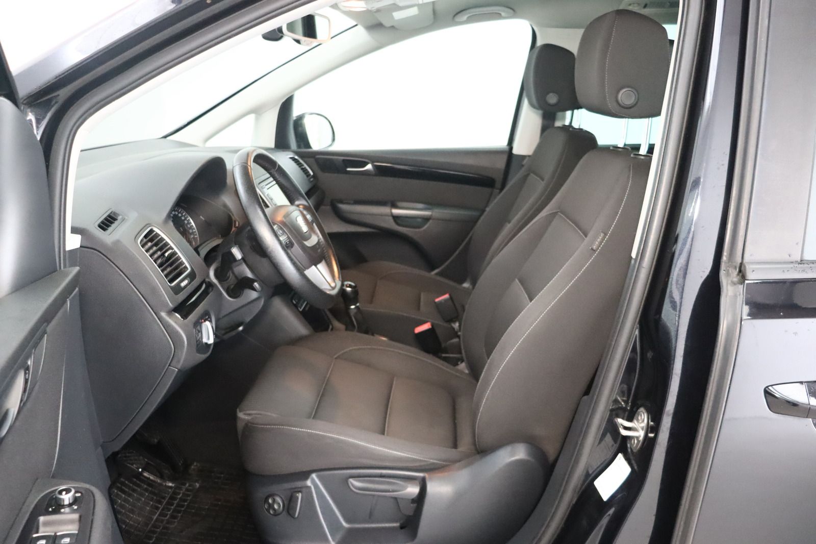 Fahrzeugabbildung SEAT Alhambra 2.0 TDI Stylance 7- Sitzer