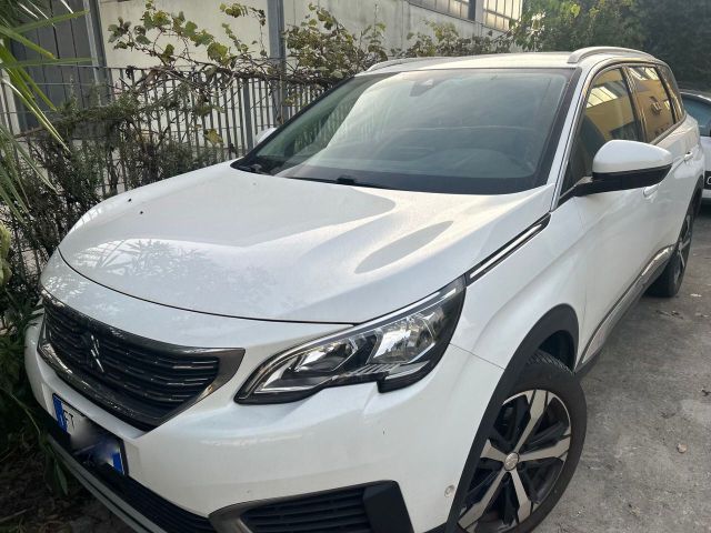 Peugeot 5008 BlueHDi 130 S&S Crossway