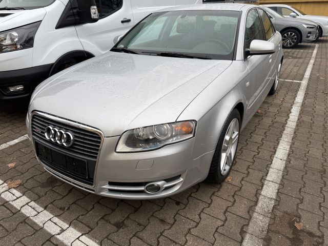 Audi A4 Limousine 2.0 TFSI quattro S Line Bose Navi