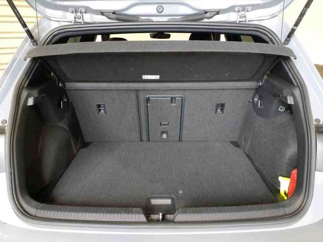 Golf VIII 2.0 TSI R-LINE BLACKSTYLE PANO+KAM+ACC