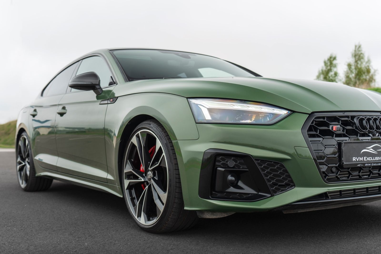 Fahrzeugabbildung Audi S5 TFSI SPORTBACK CARBON CARPLAY B&O MASSAGE 360
