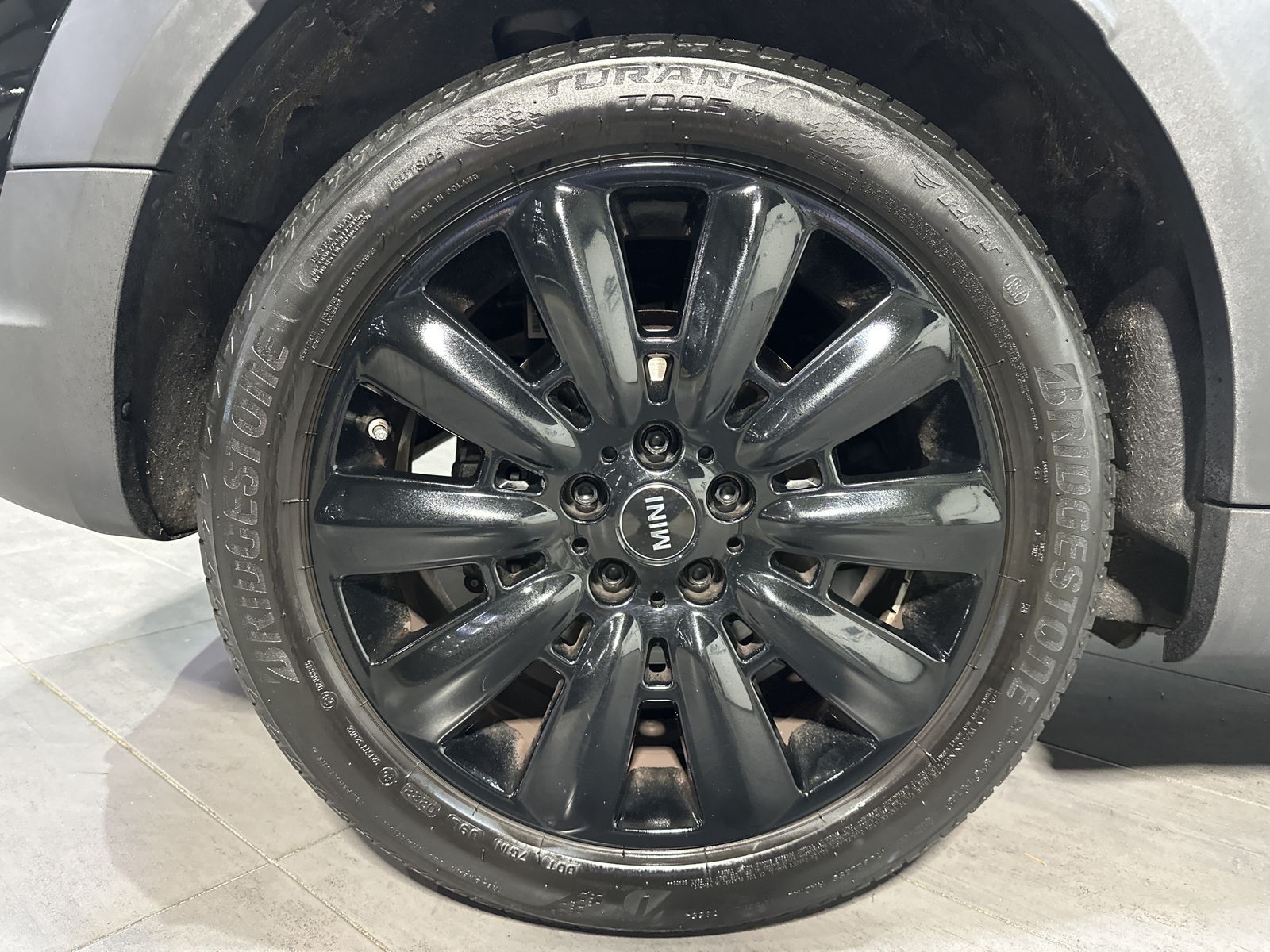 Fahrzeugabbildung MINI Cooper S Countryman All4 NAV+LED+PANO+KAM+18ZOLL