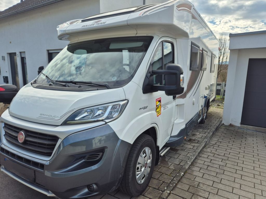 Fahrzeugabbildung ROLLER TEAM GRANDUCA 282 P/TL *SCHAUSONNTAG 11- 16 Uhr*