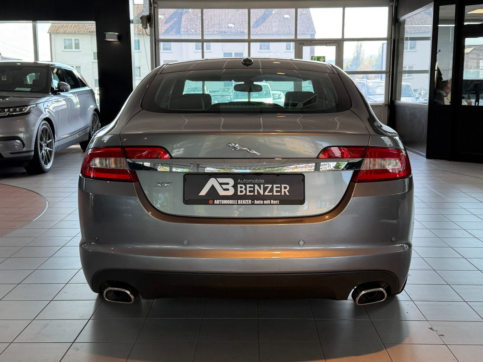 Fahrzeugabbildung Jaguar XF 3.0 V6 Diesel Edition /S-DACH/KAMERA