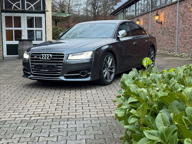 Audi S8 4.0 TFSI quattro plus