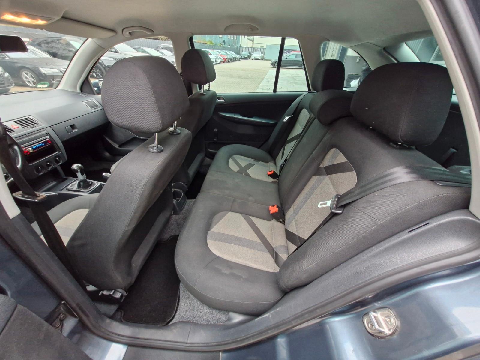 Skoda Fabia 2006 — photo 15