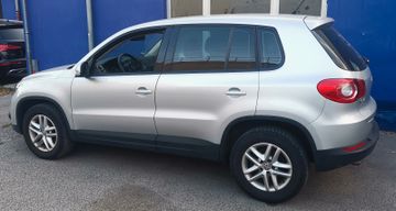 Volkswagen Tiguan - 2