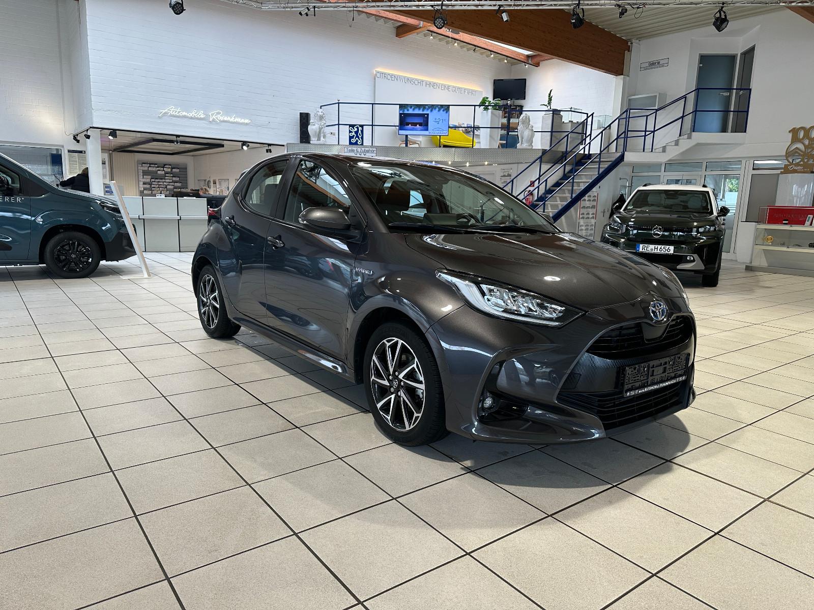 Toyota Yaris 1.5-l-VVT-i Hybrid CVT Team Deutschland