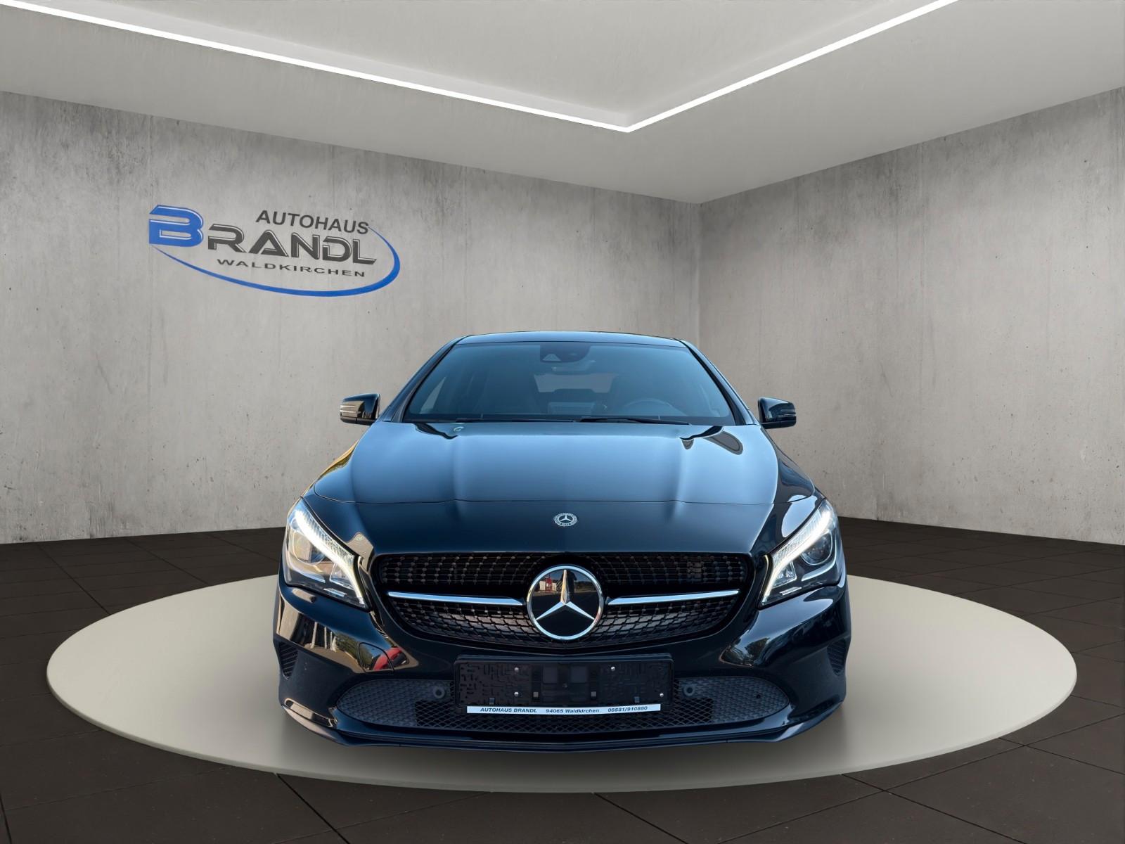Mercedes-Benz CLA 220 Shooting Brake CLA 220 4MATIC DCT*LED