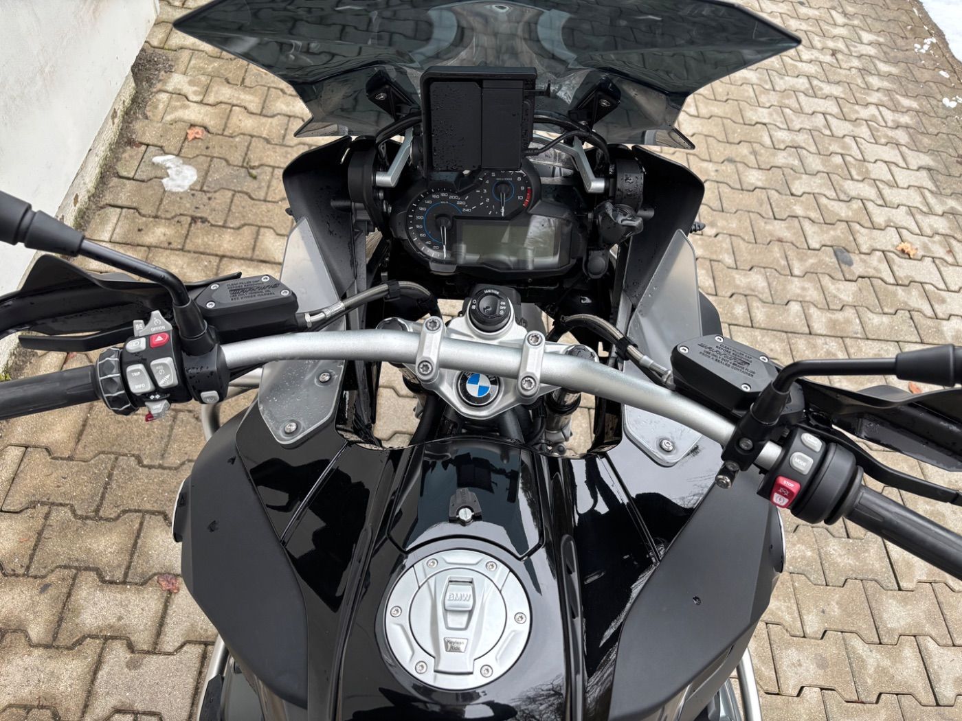 Fahrzeugabbildung BMW R 1200 GS Adventure 3 Pakete Triple Black