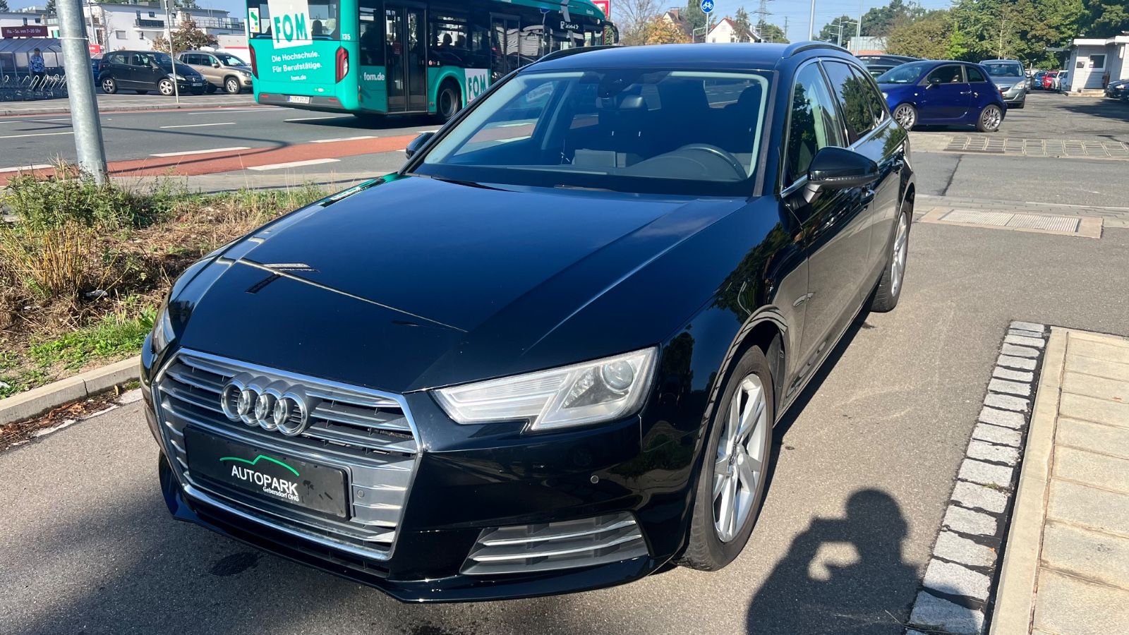 Audi A4 - 1