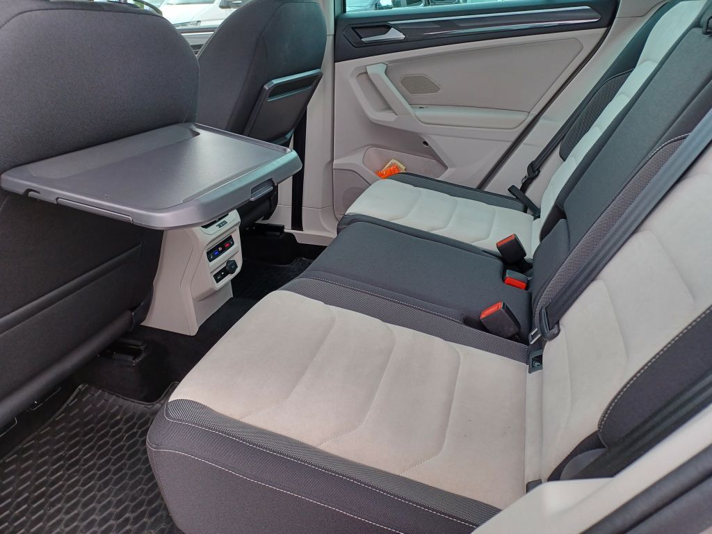 Fahrzeugabbildung Volkswagen Tiguan 2.0 TDi 4 Motion Highline ACC,Navi, AHZV