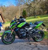 Kawasaki  KAWA Z750R BJ 11 TÜV NEU sehr gepflegt  - KAWASAKI 750 S