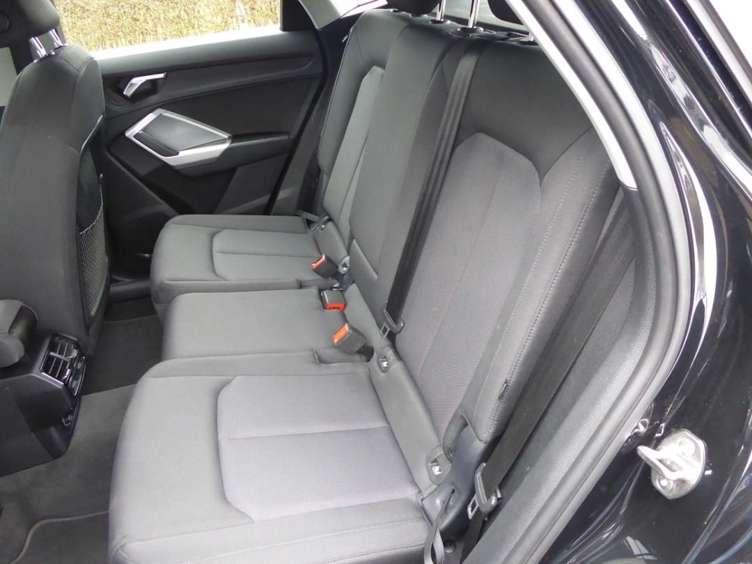 Audi Q3 Sportback 40 2.0 TDI quattro S line foto 5