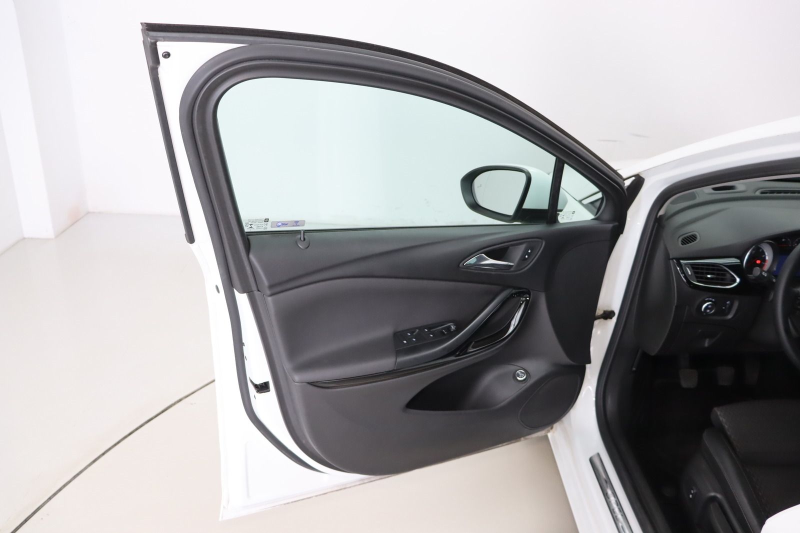 Fahrzeugabbildung Opel Astra K Sports Tourer 1.4 Turbo * LED Matrix * I