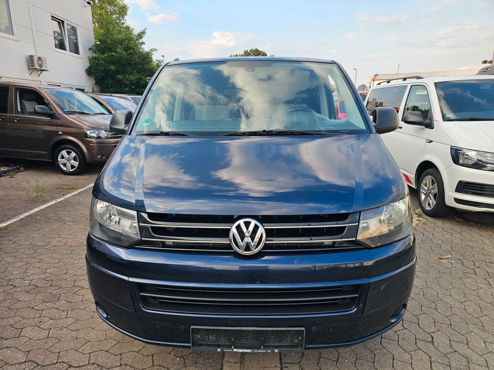 Volkswagen Volkswagen T5 Multivan Schiebedach DSG 140ps 4×Dre